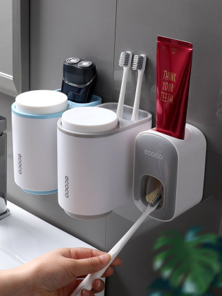 Automatic toothpaste dispenser without batteries so you never lose a drop - Image 5